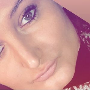 Meet your Posher, Taryn